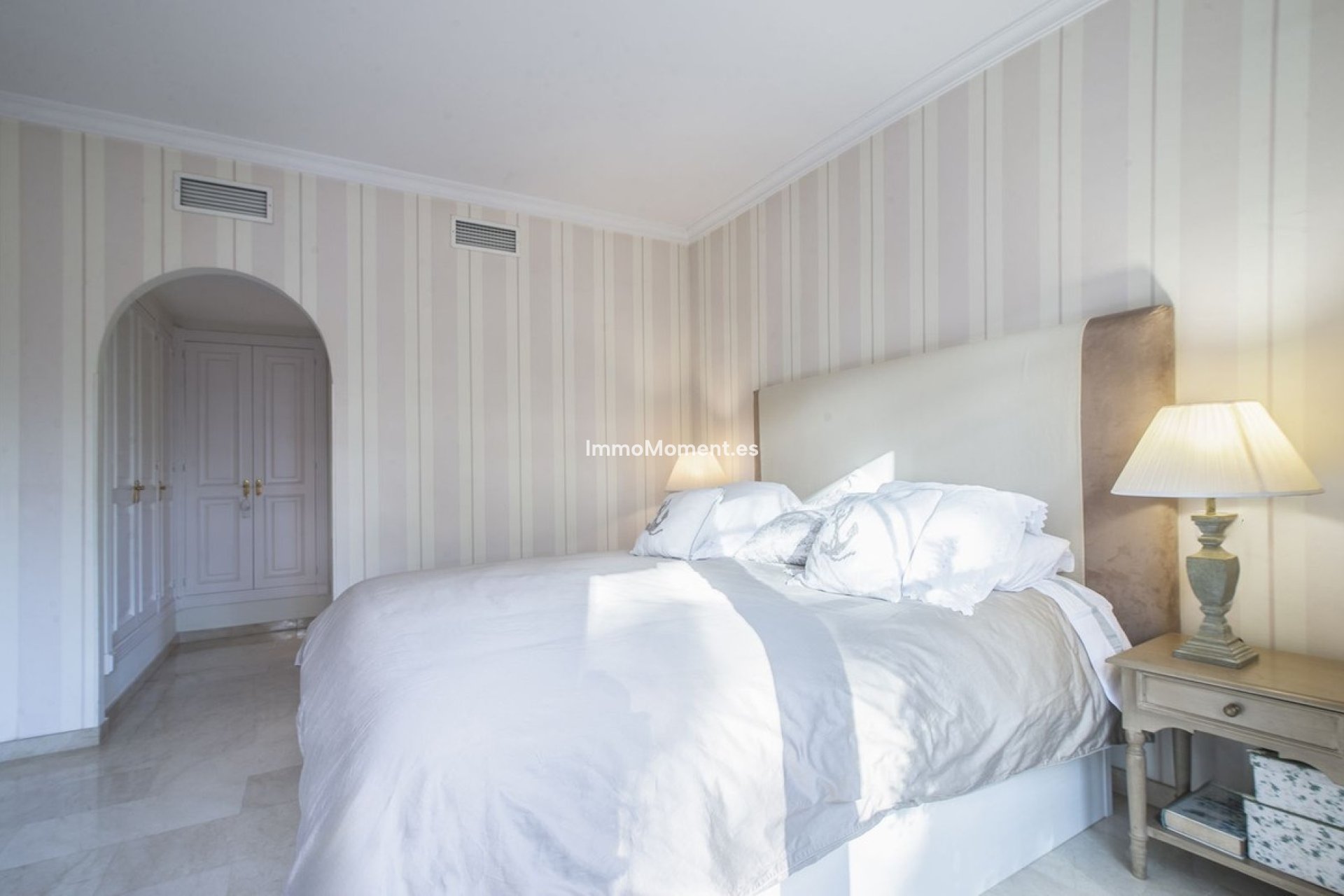 Revente - Appartement - Marbella - Nueva Andalucía