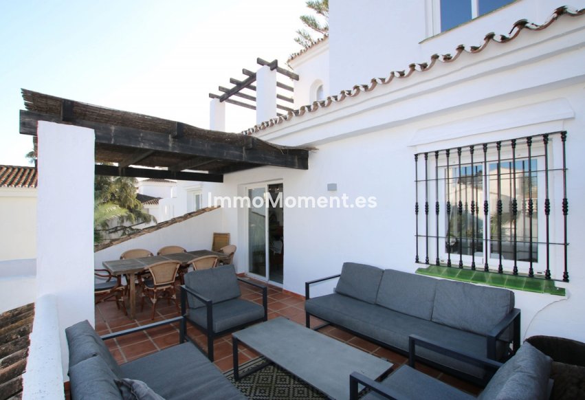 Revente - Appartement - Marbella - Nueva Andalucía