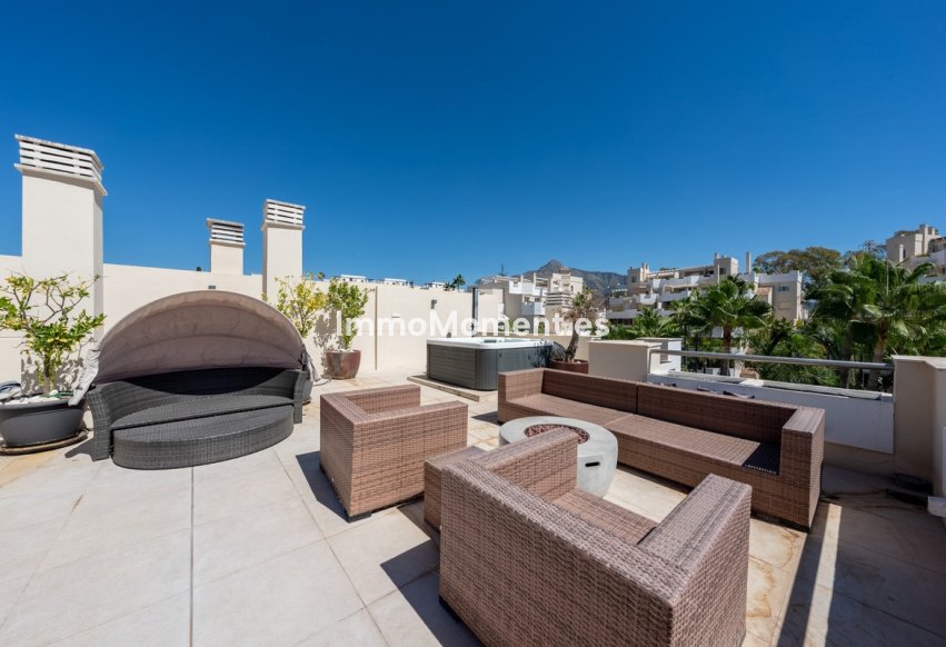 Revente - Appartement - Marbella - Nueva Andalucía