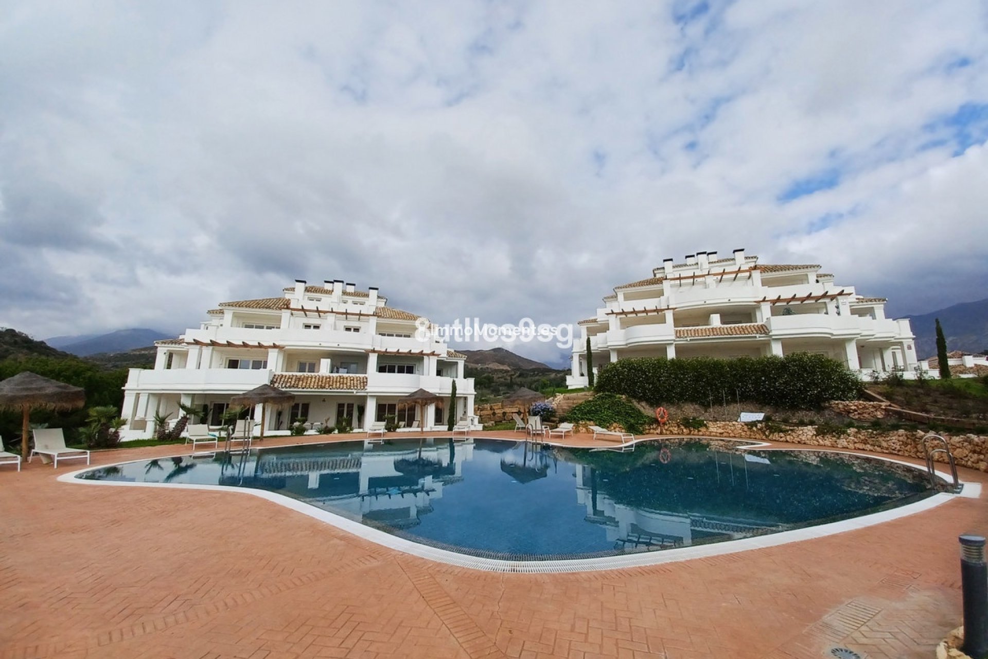 Revente - Appartement - Marbella - Nueva Andalucía