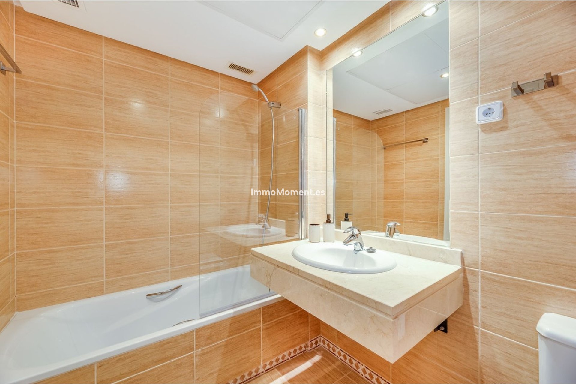 Revente - Appartement - Marbella - Nueva Andalucía