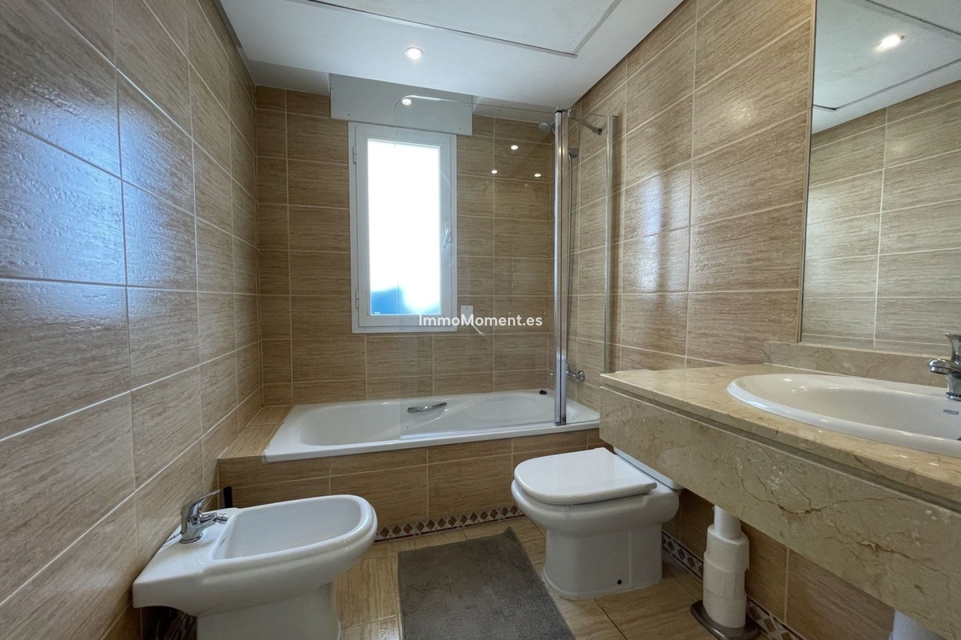 Revente - Appartement - Marbella - Nueva Andalucía