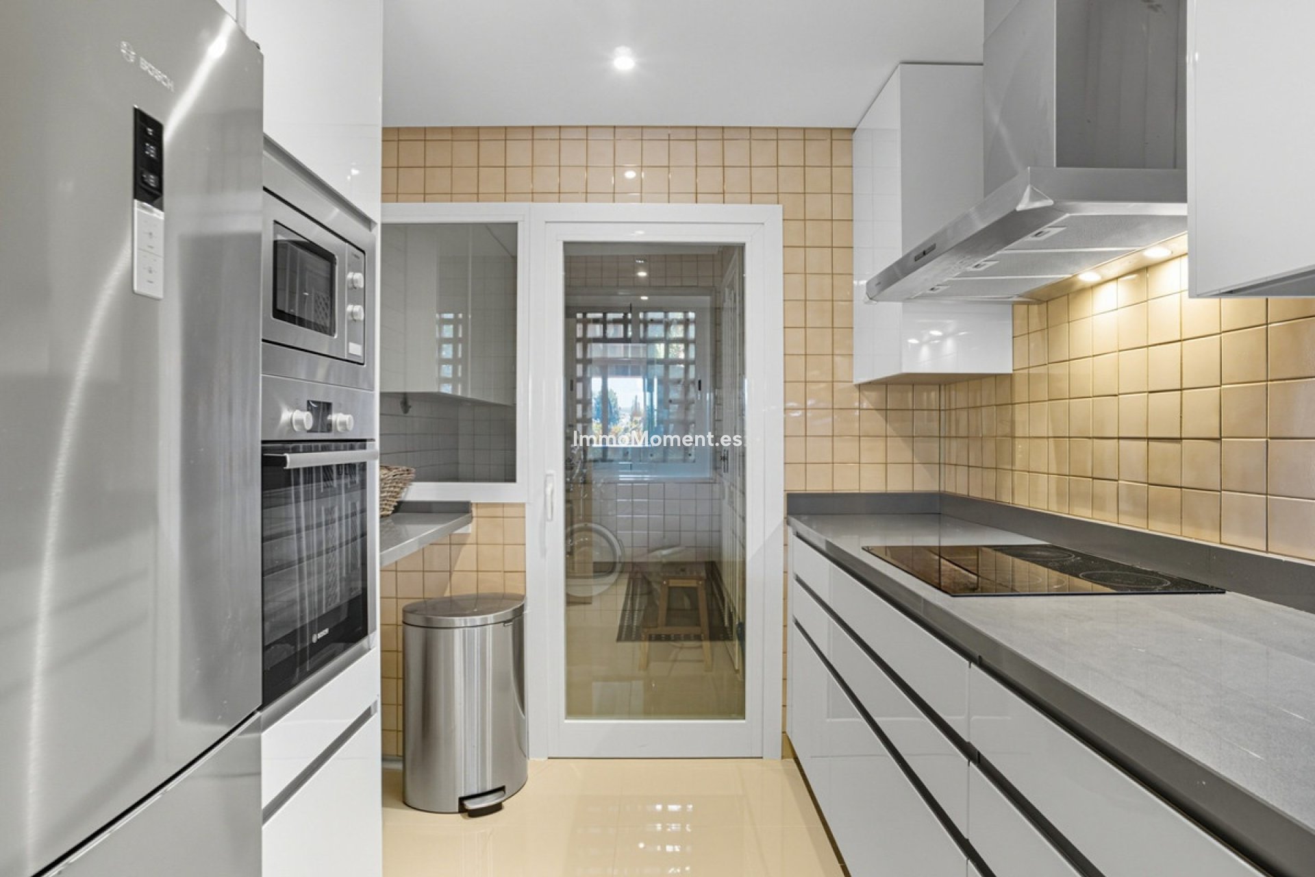 Revente - Appartement - Marbella - Nueva Andalucía