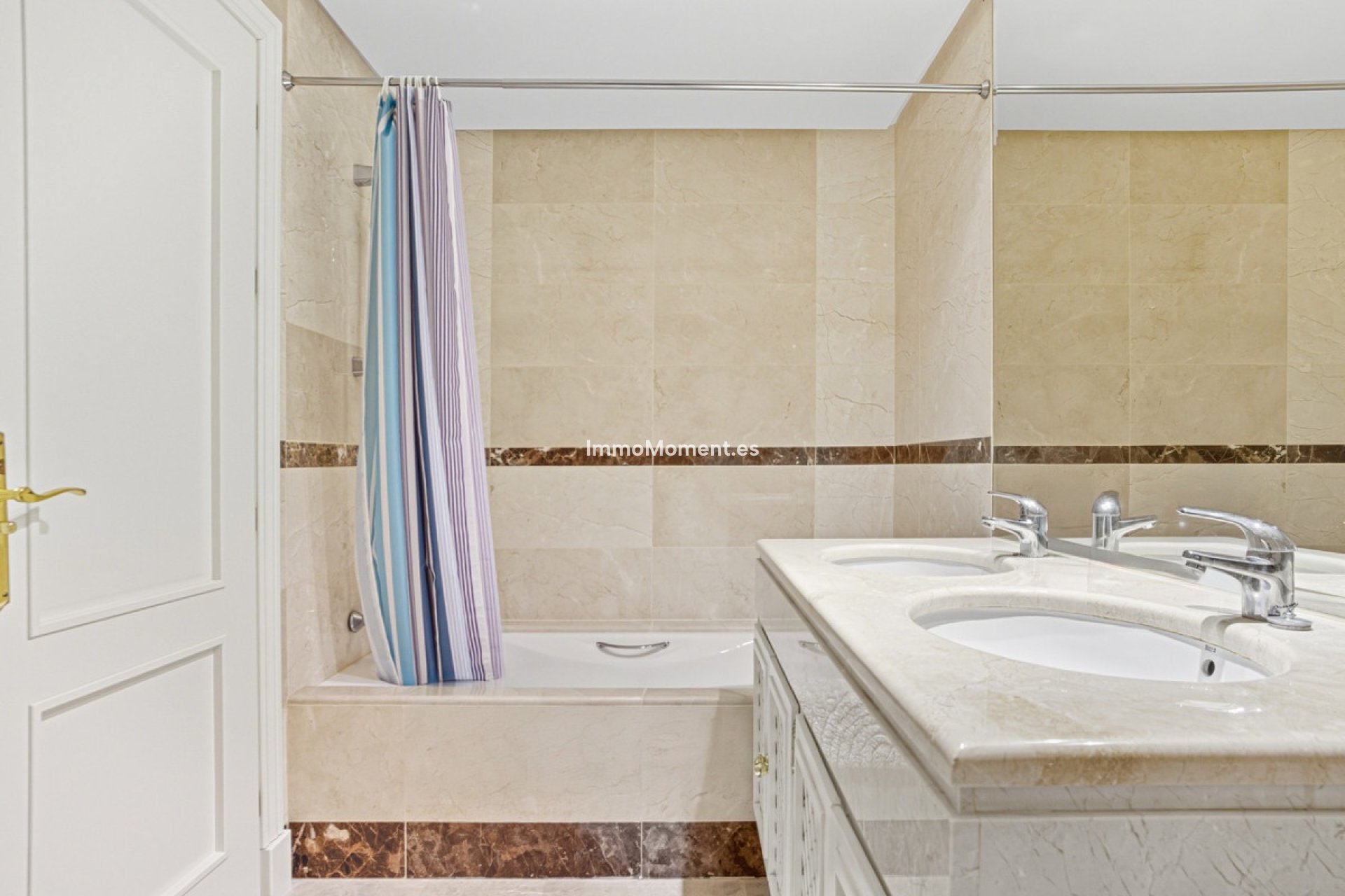 Revente - Appartement - Marbella - Nueva Andalucía