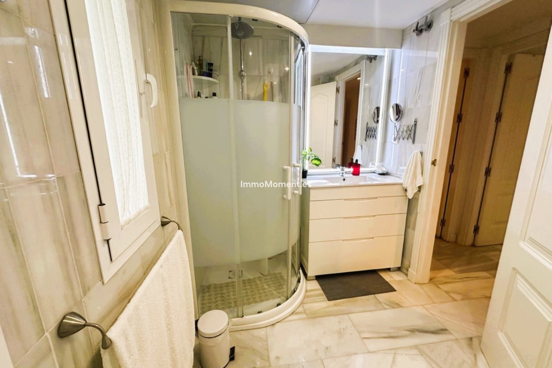 Revente - Appartement - Marbella - Nueva Andalucía