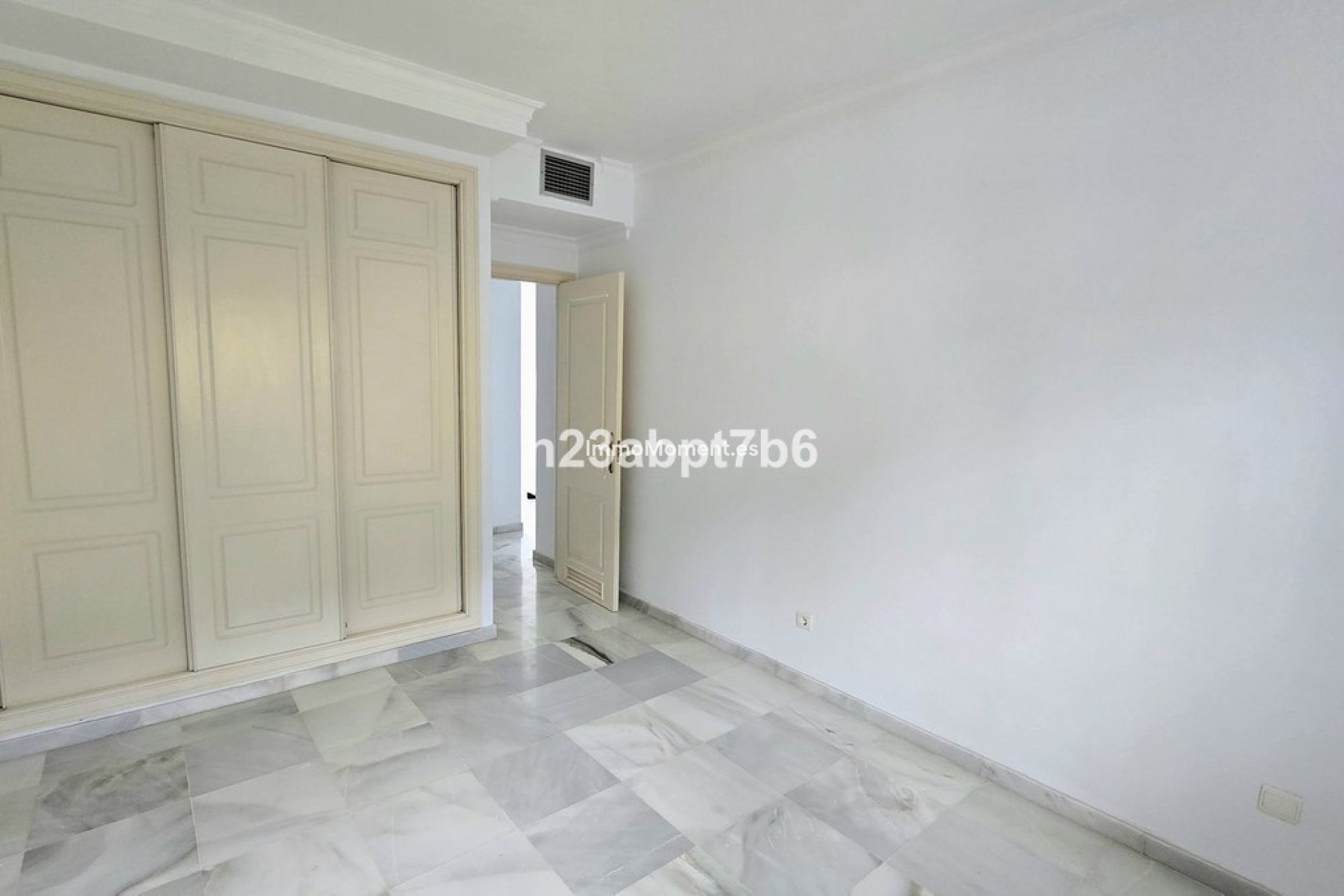 Revente - Appartement - Marbella - Nueva Andalucía