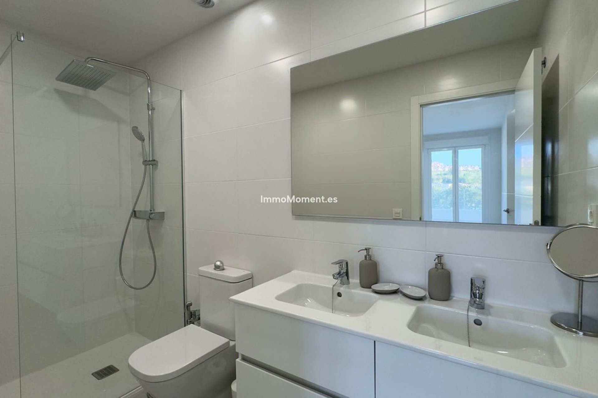 Revente - Appartement - Marbella - Nueva Andalucía