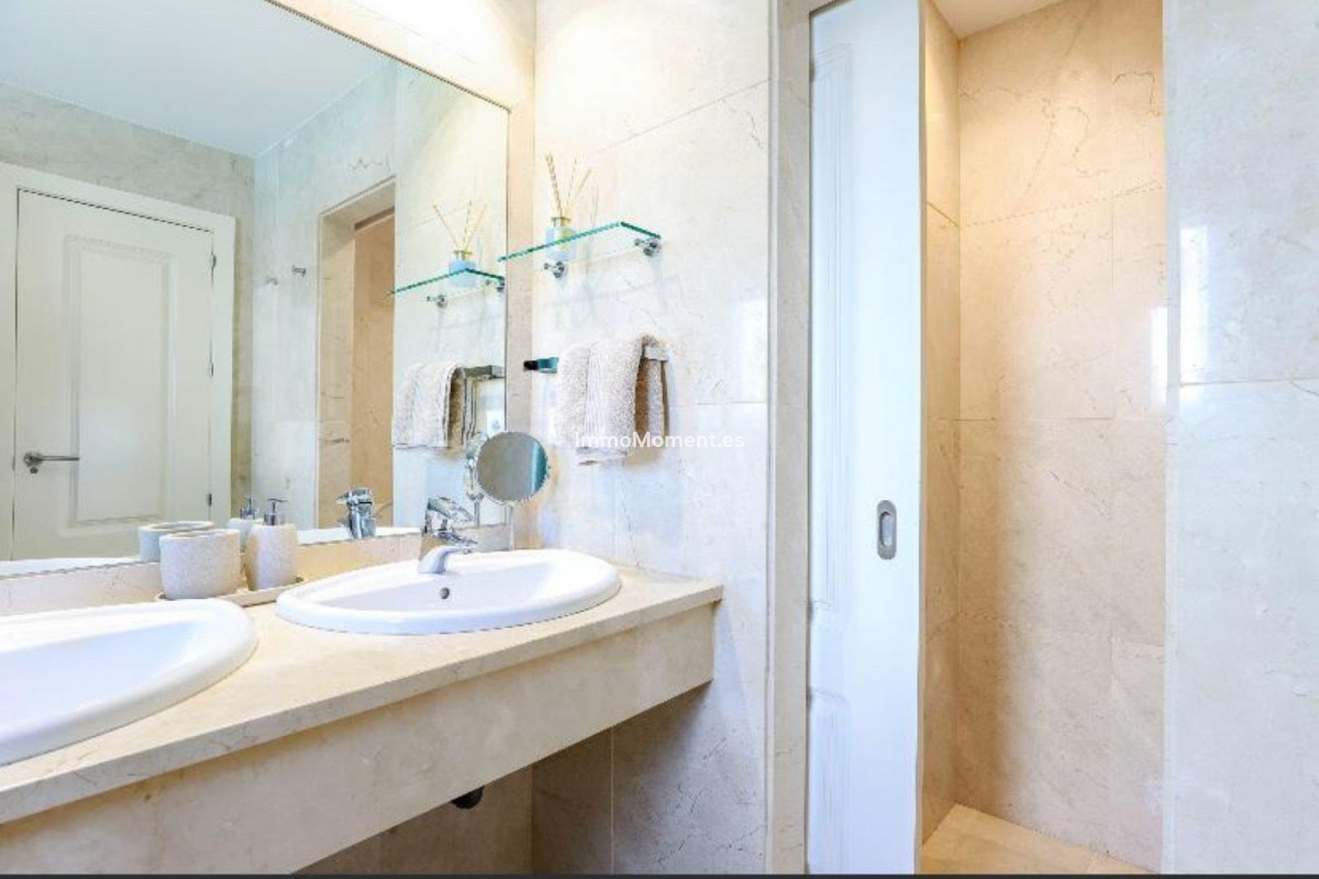 Revente - Appartement - Marbella - Nueva Andalucía