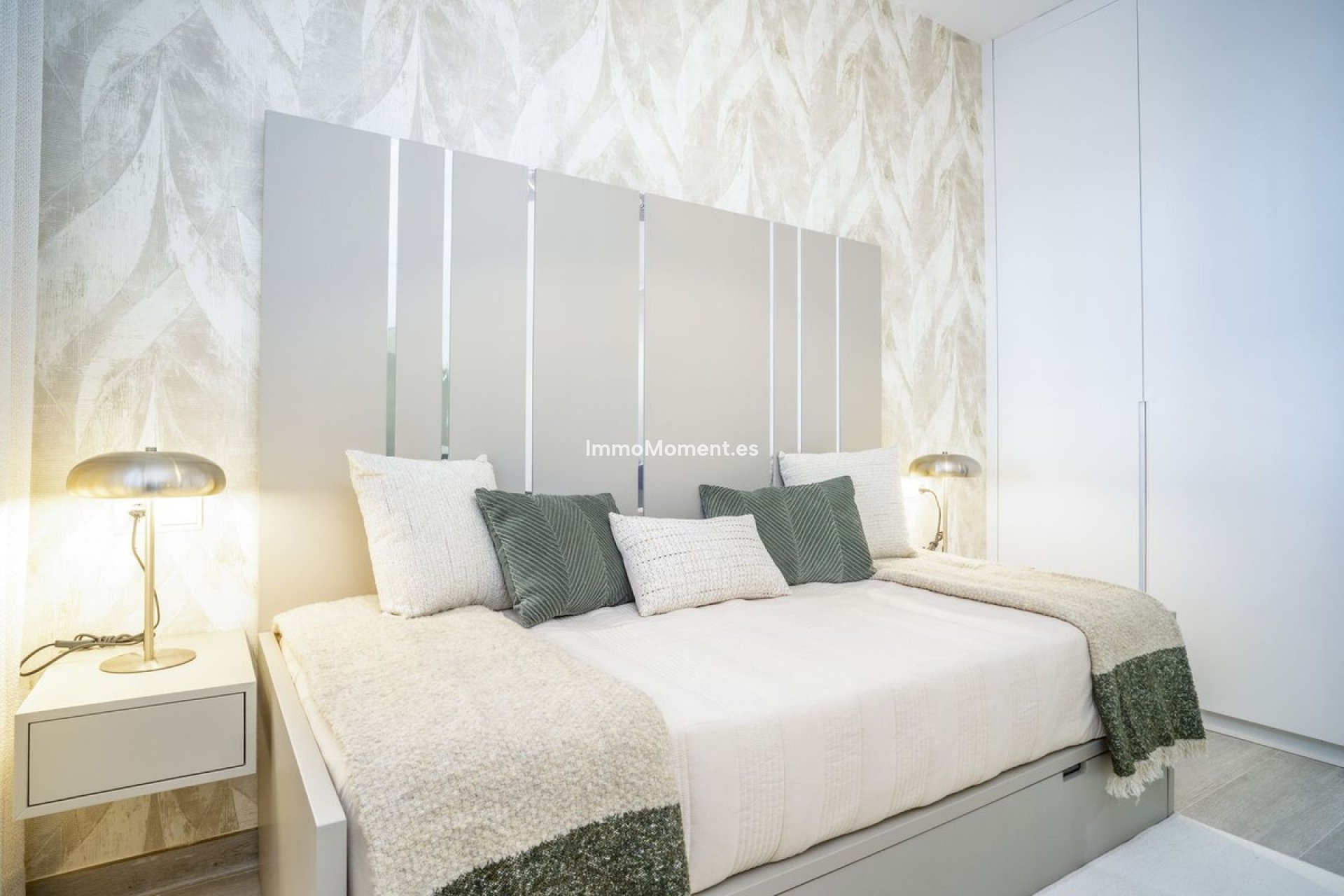 Revente - Appartement - Marbella - Nueva Andalucía