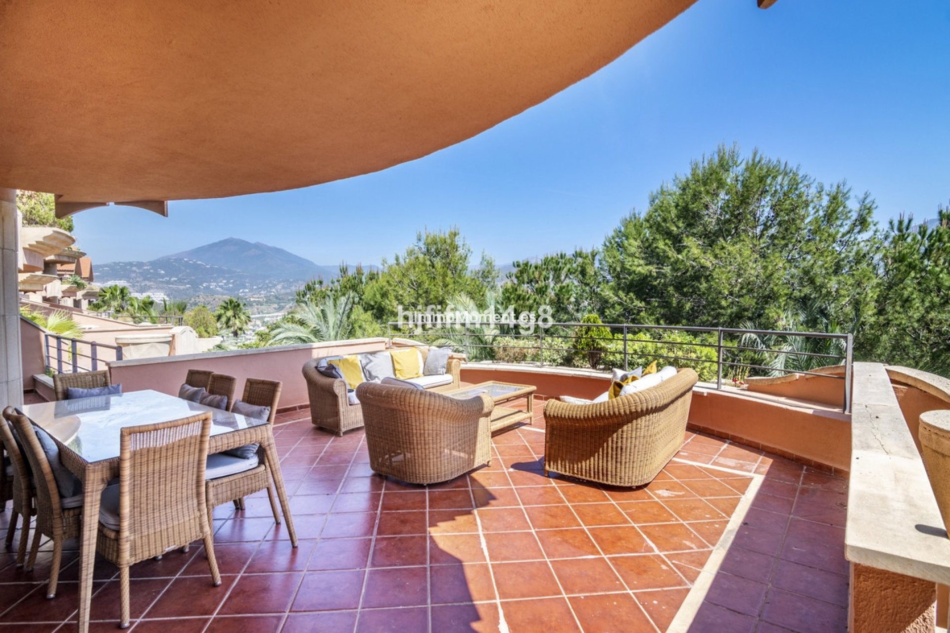 Revente - Appartement - Marbella - Nueva Andalucía