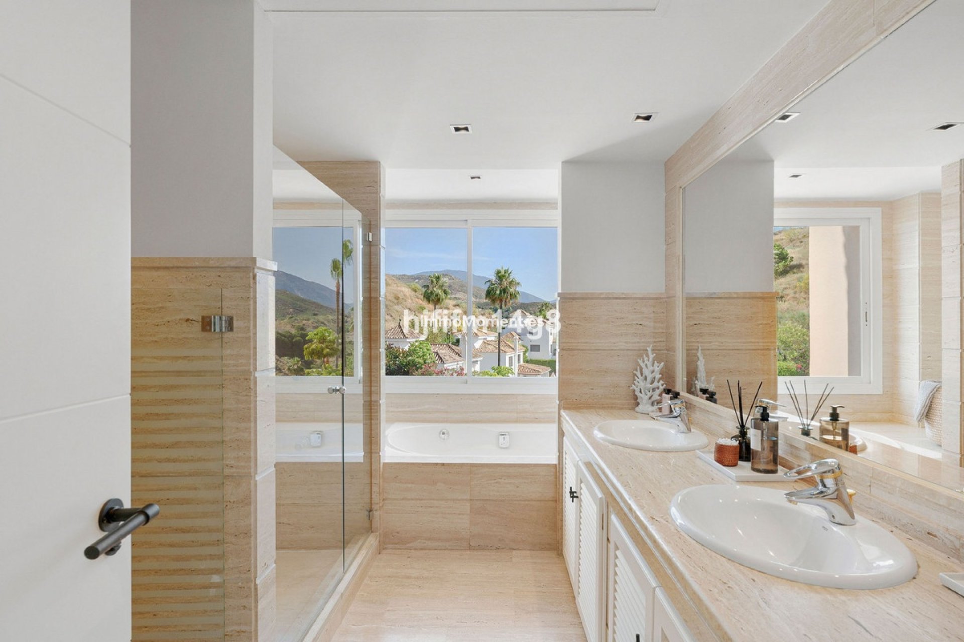 Revente - Appartement - Marbella - Nueva Andalucía