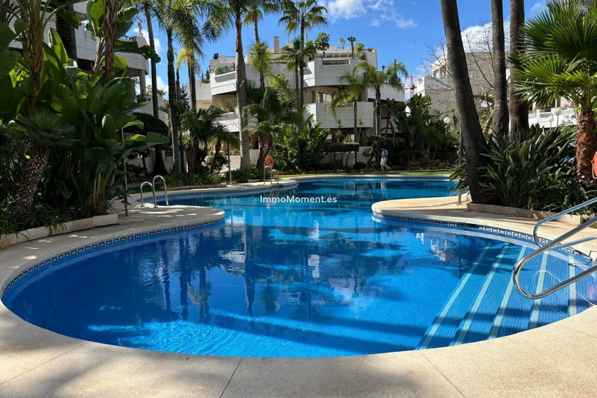 Revente - Appartement - Marbella - Nueva Andalucía