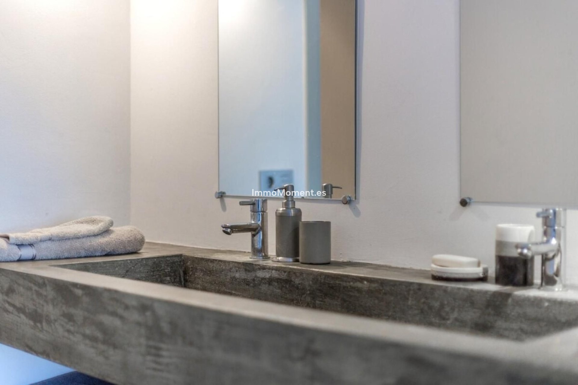 Revente - Appartement - Marbella - Nueva Andalucía