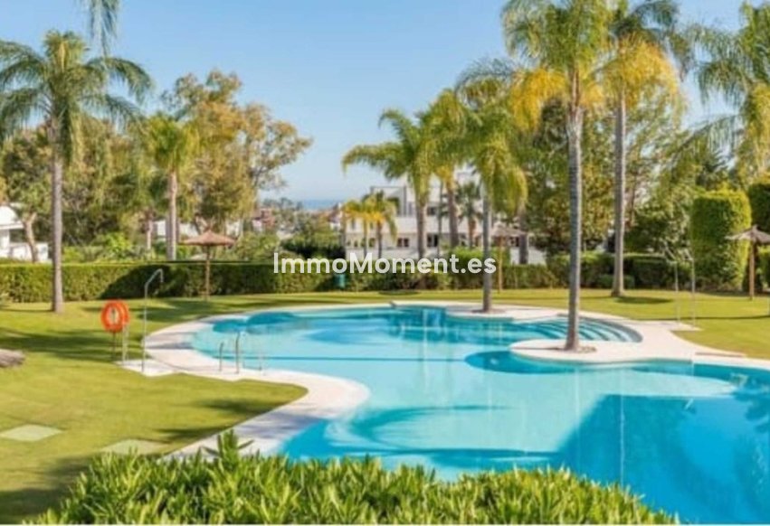 Revente - Appartement - Marbella - Nueva Andalucía