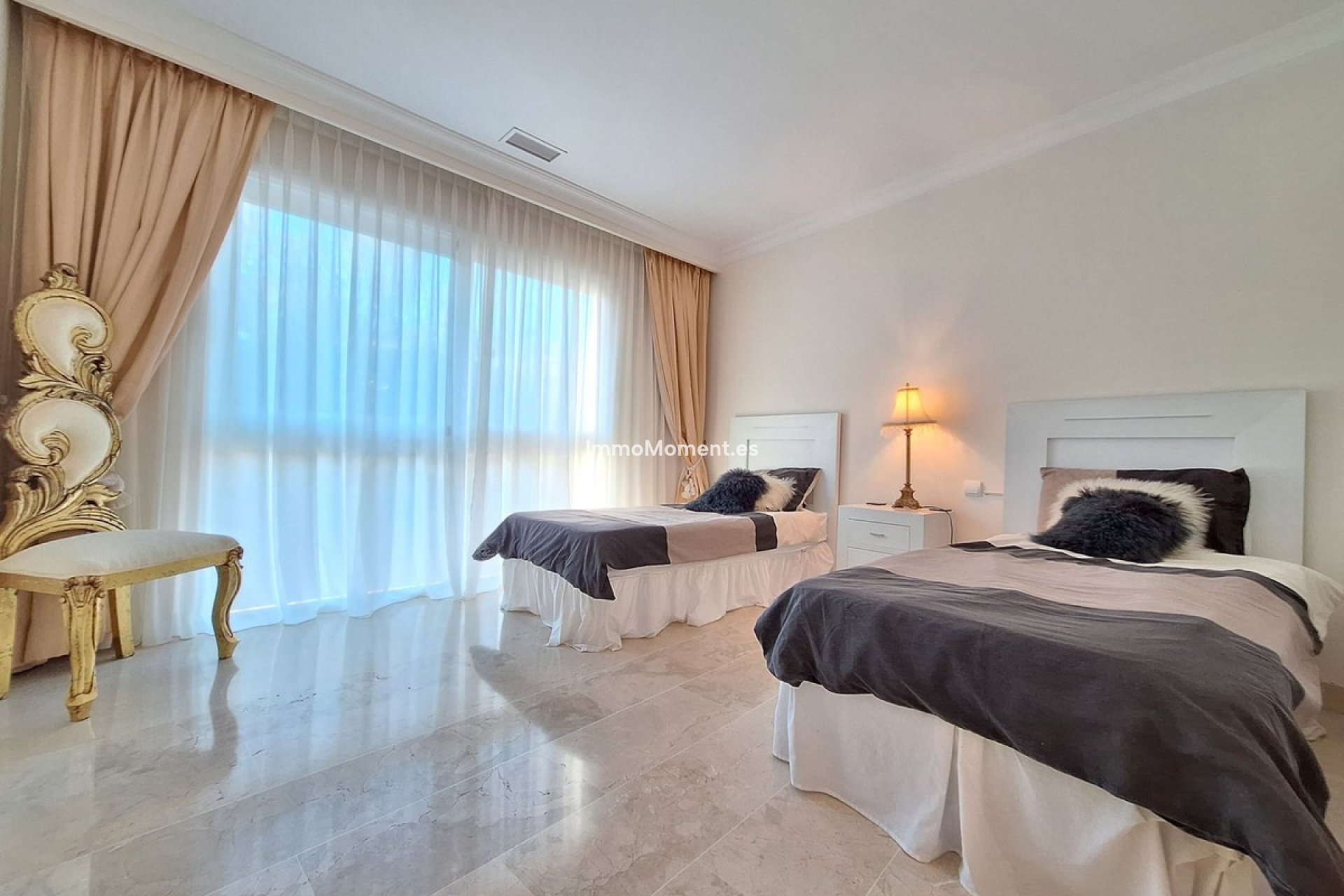 Revente - Appartement - Marbella - Nueva Andalucía