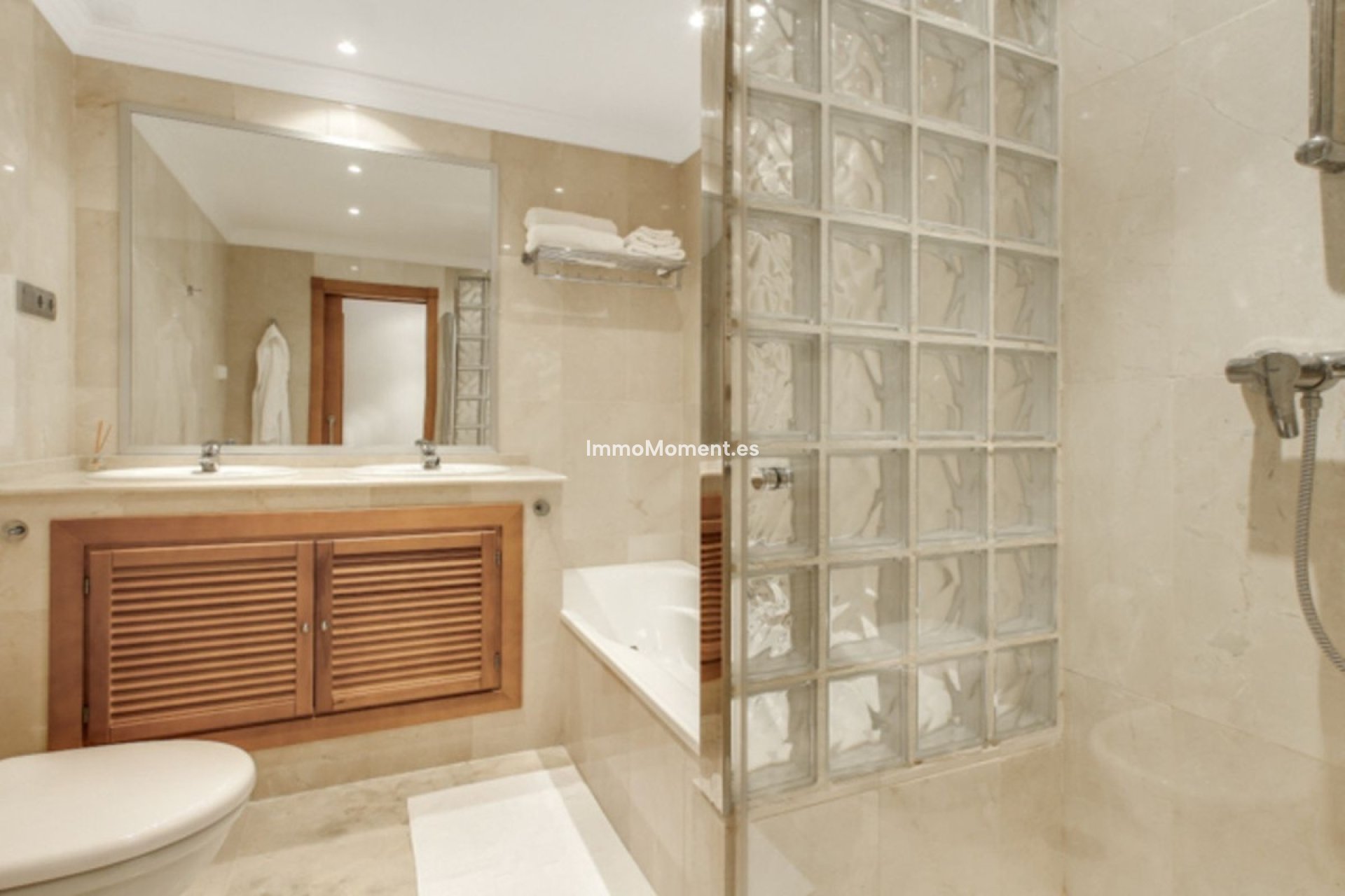 Revente - Appartement - Marbella - Nueva Andalucía