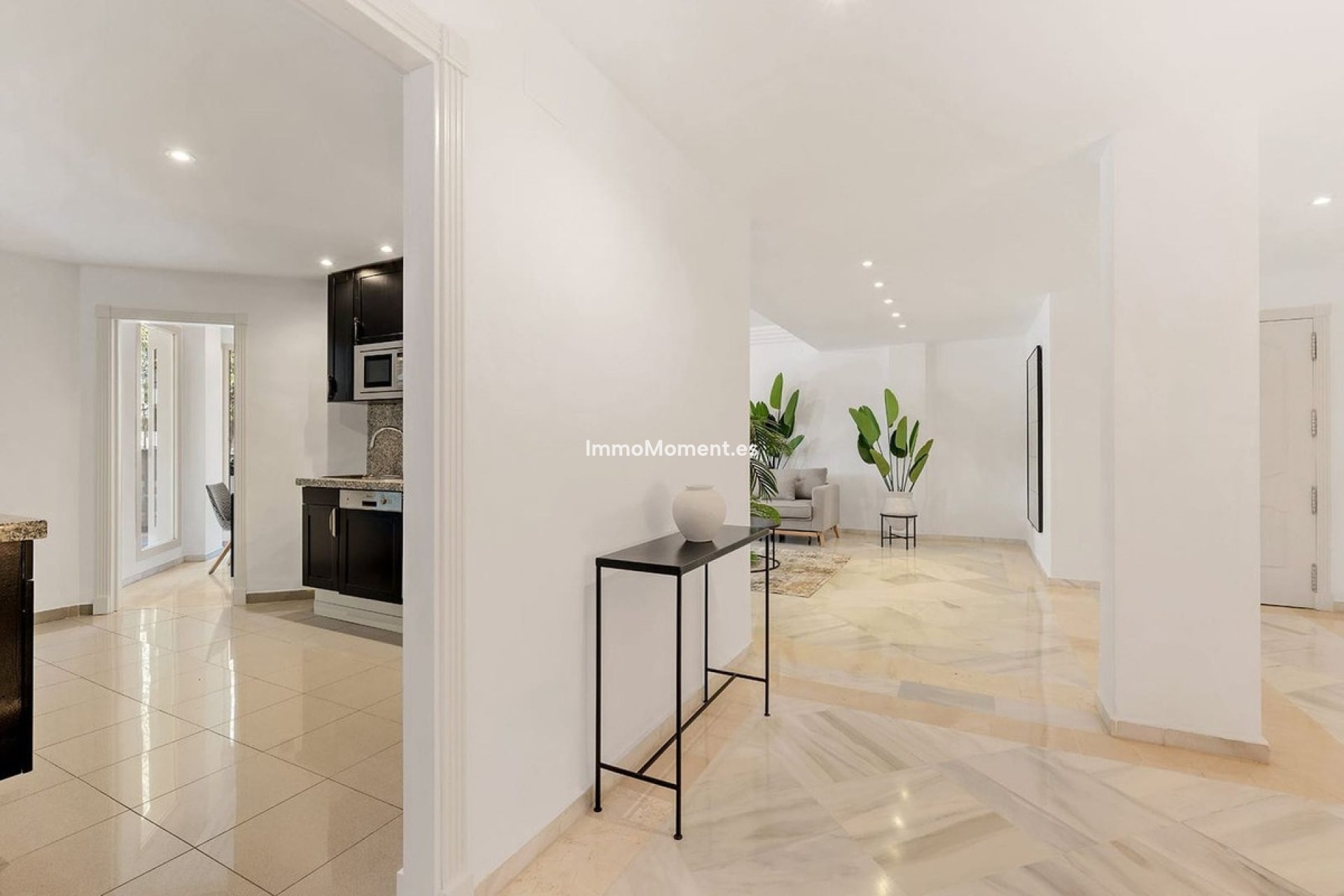 Revente - Appartement - Marbella - Nueva Andalucía