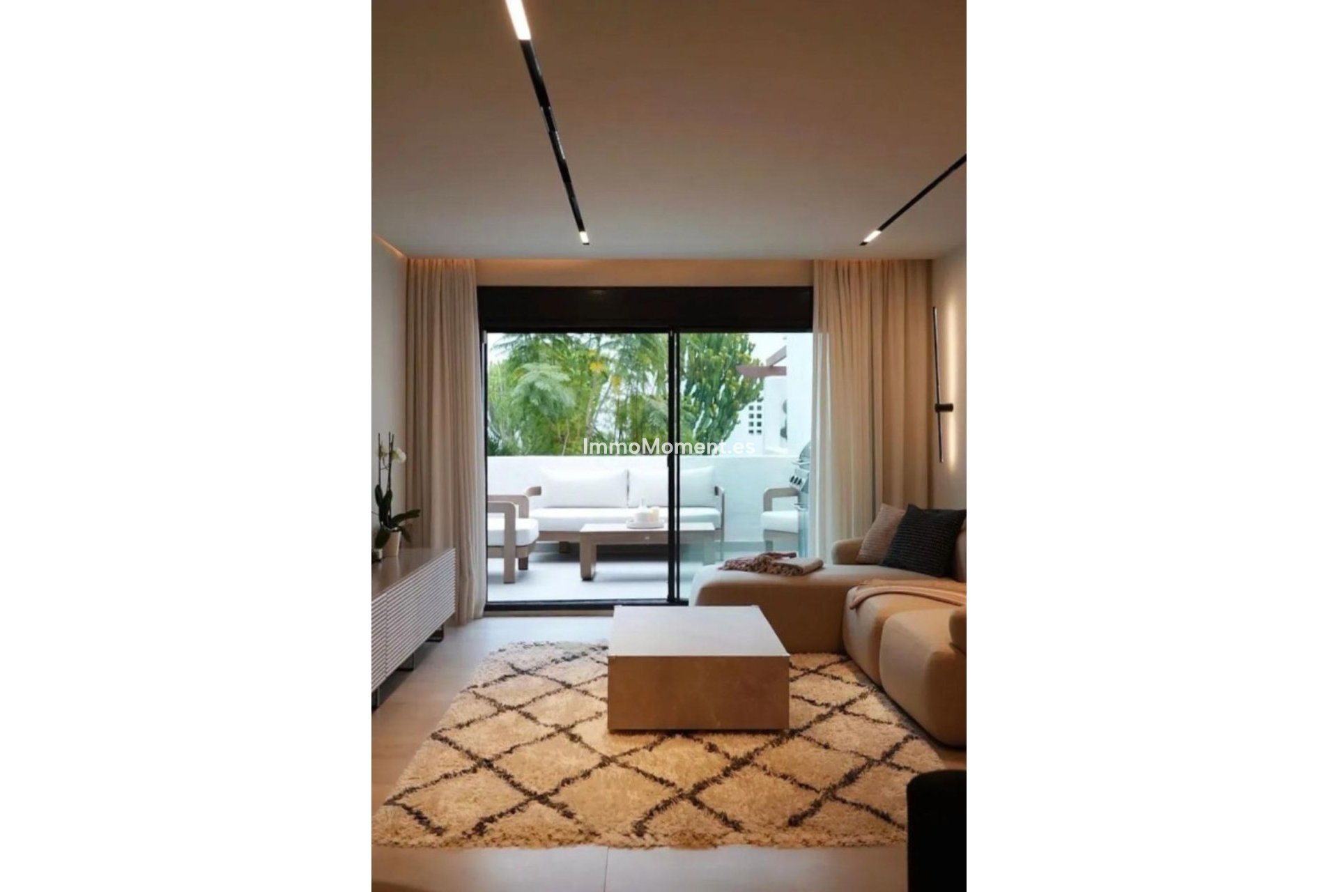 Revente - Appartement - Marbella - Nueva Andalucía