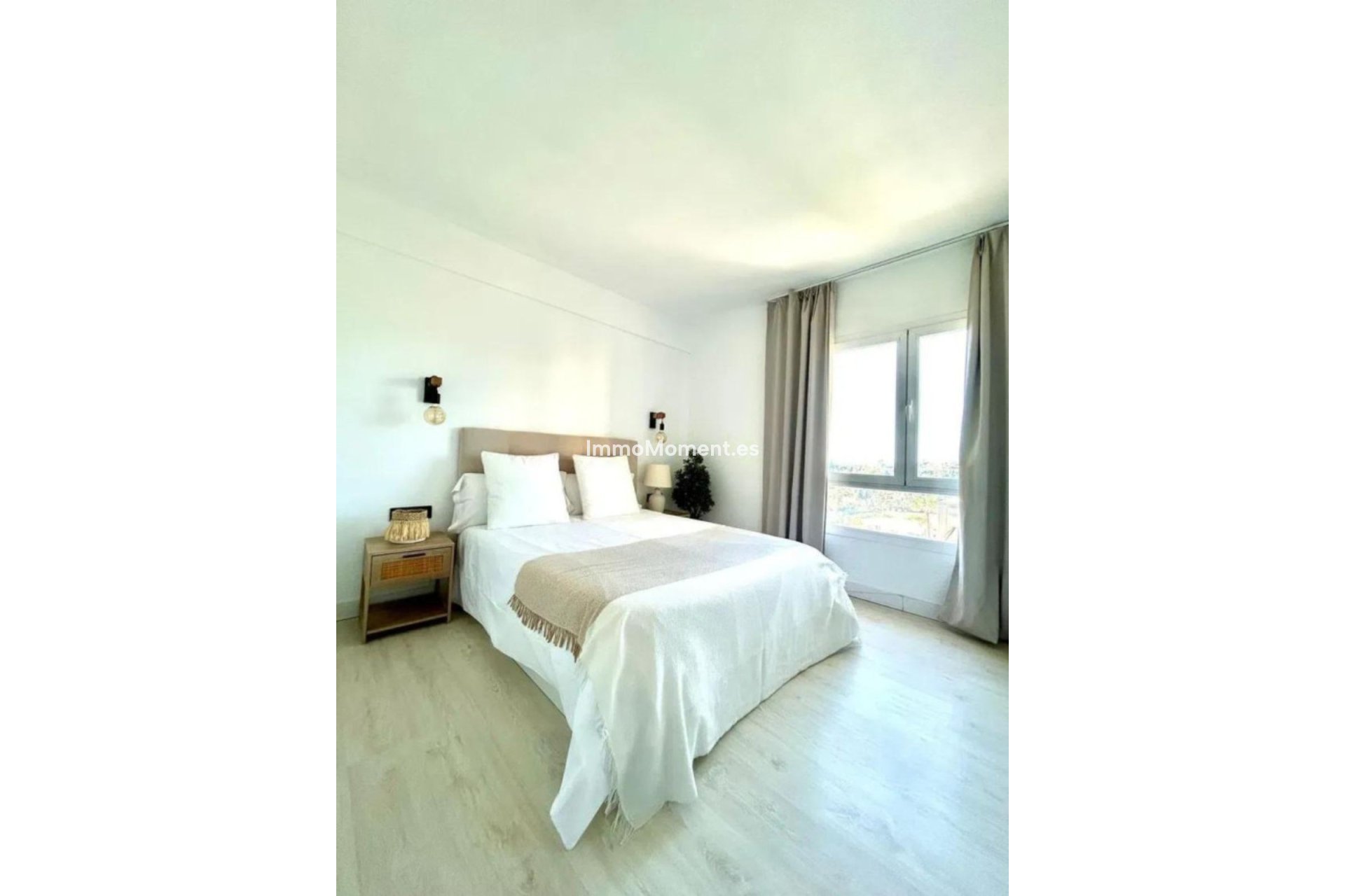 Revente - Appartement - Marbella - Nueva Andalucía