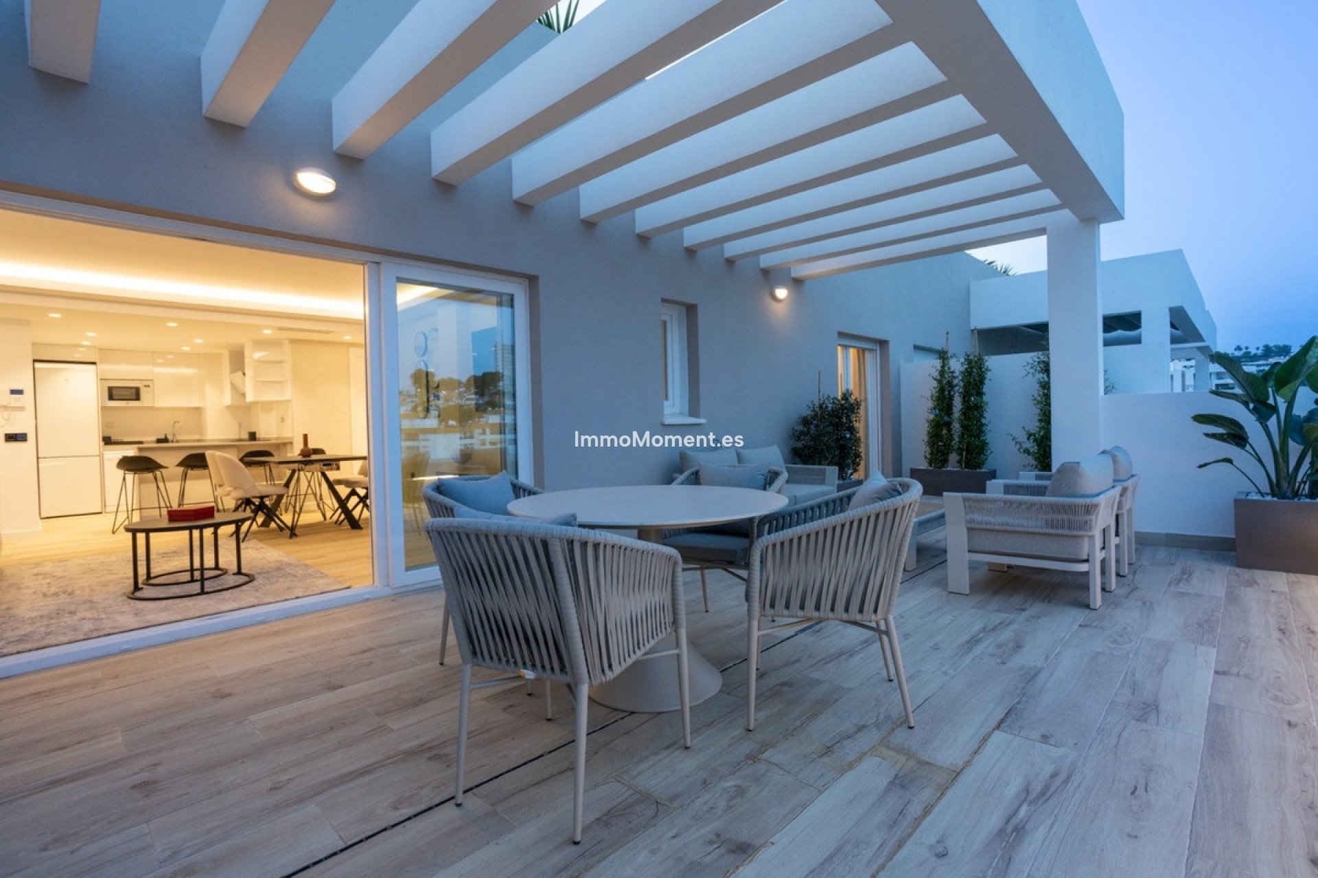 Revente - Appartement - Marbella - Nueva Andalucía