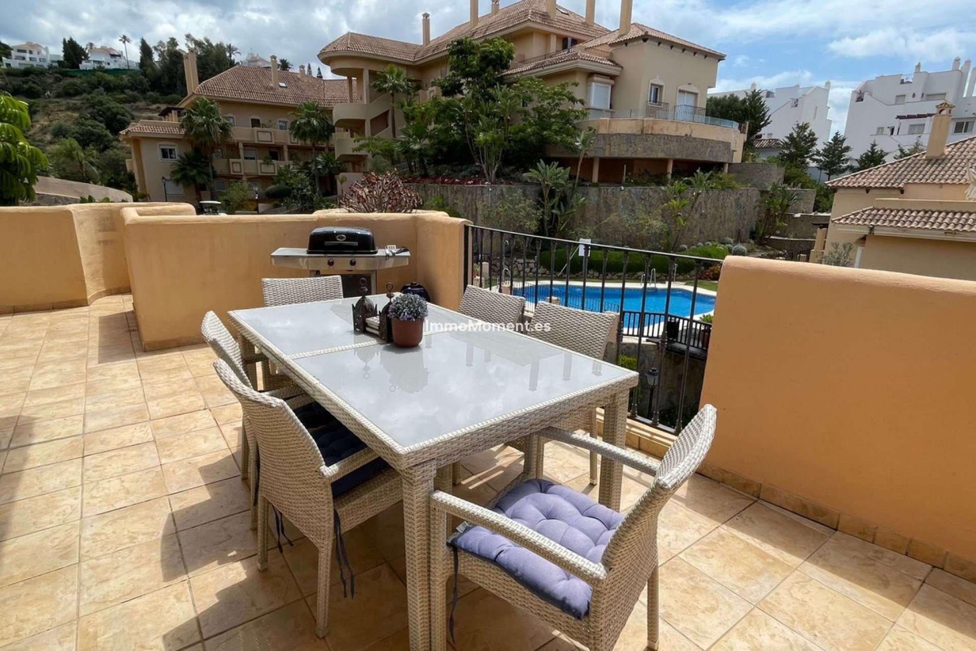 Revente - Appartement - Marbella - Nueva Andalucía