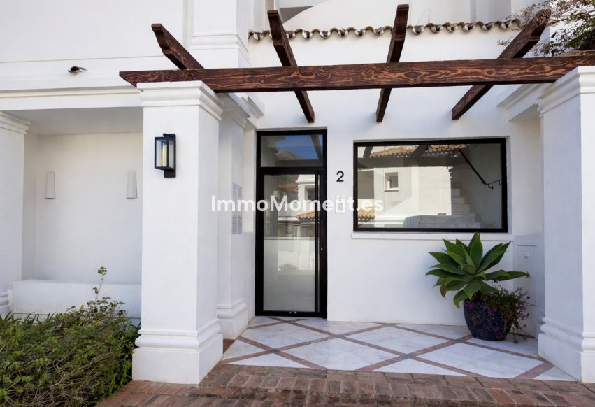 Revente - Appartement - Marbella - Nueva Andalucía