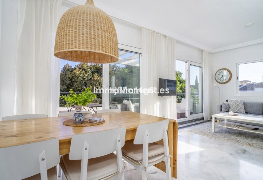 Revente - Appartement - Marbella - Nueva Andalucía