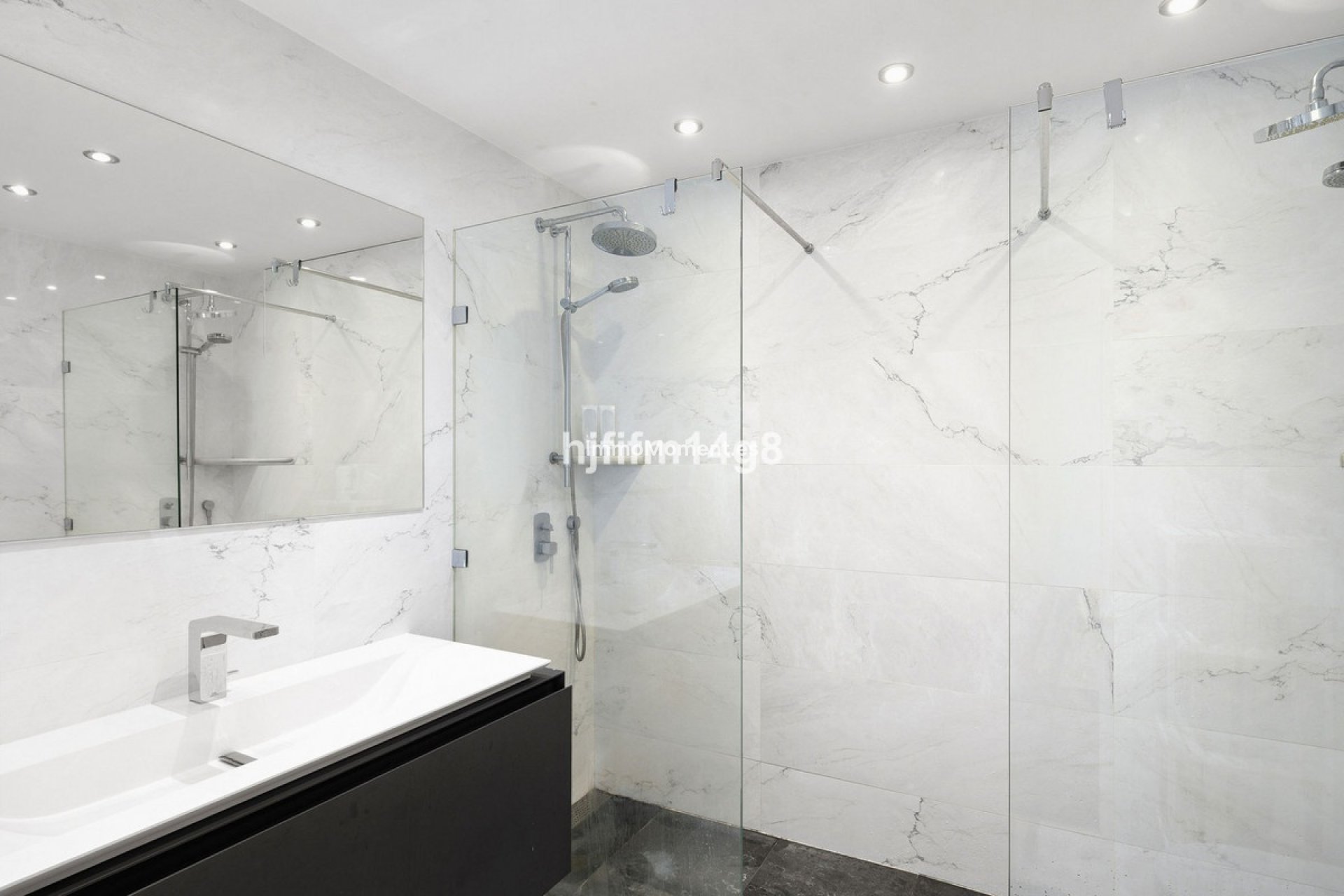 Revente - Appartement - Marbella - Nueva Andalucía