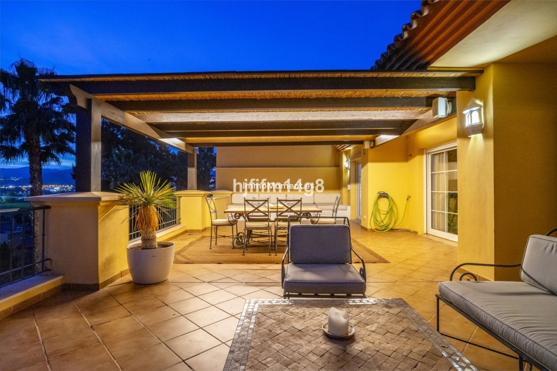 Revente - Appartement - Marbella - Nueva Andalucía