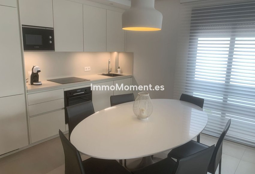 Revente - Appartement - Marbella - Nueva Andalucía
