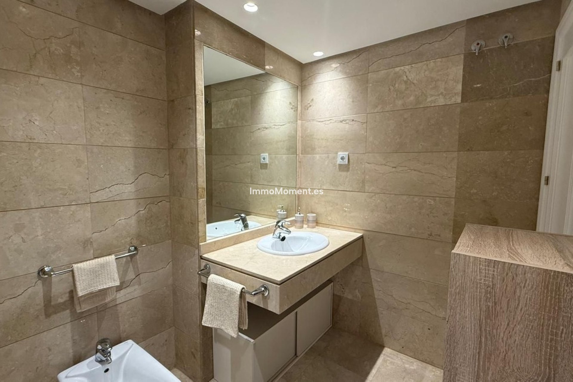 Revente - Appartement - Marbella - Nueva Andalucía