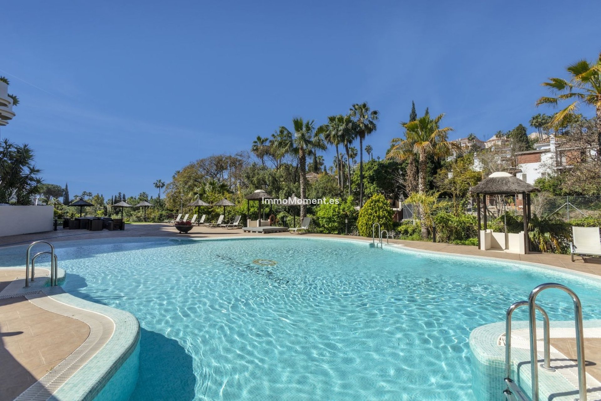 Revente - Appartement - Marbella - Nueva Andalucía