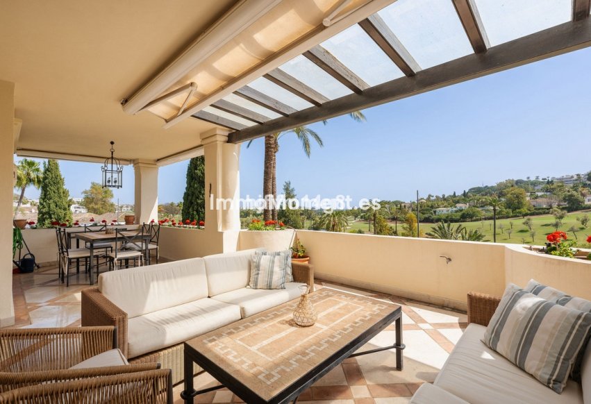 Revente - Appartement - Marbella - Nueva Andalucía
