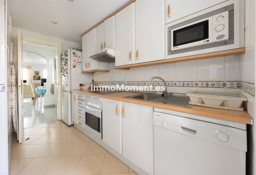 Revente - Appartement - Marbella - Nueva Andalucía