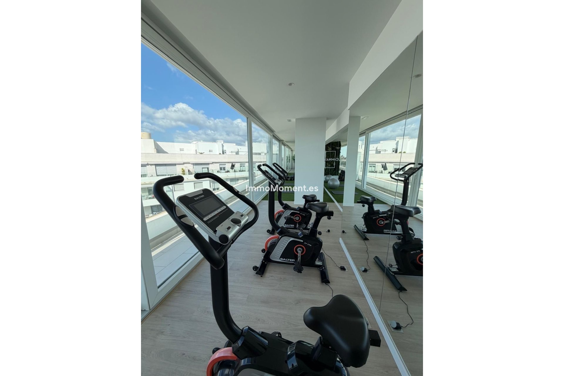 Revente - Appartement - Marbella - Nueva Andalucía