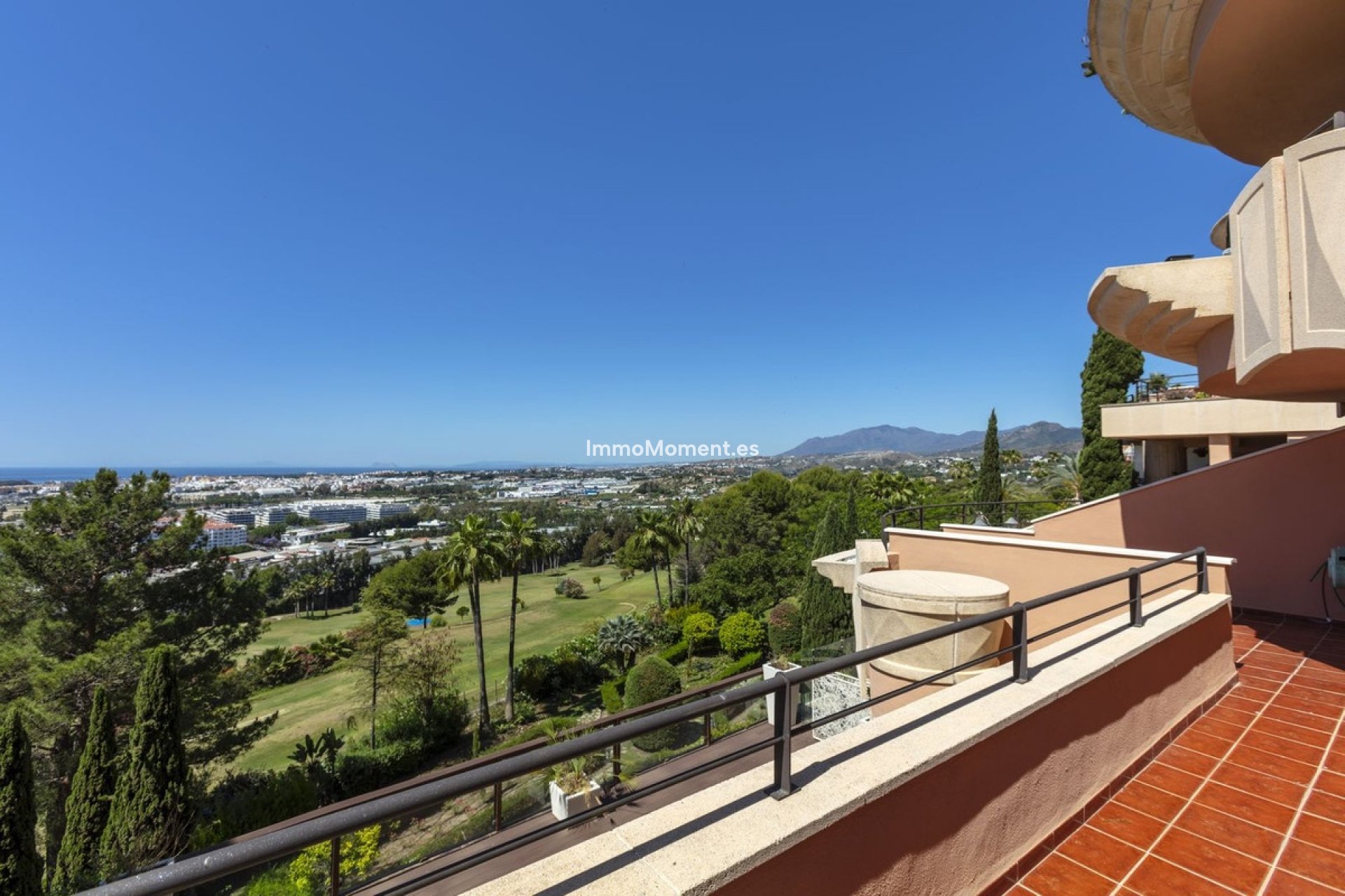Revente - Appartement - Marbella - Nueva Andalucía