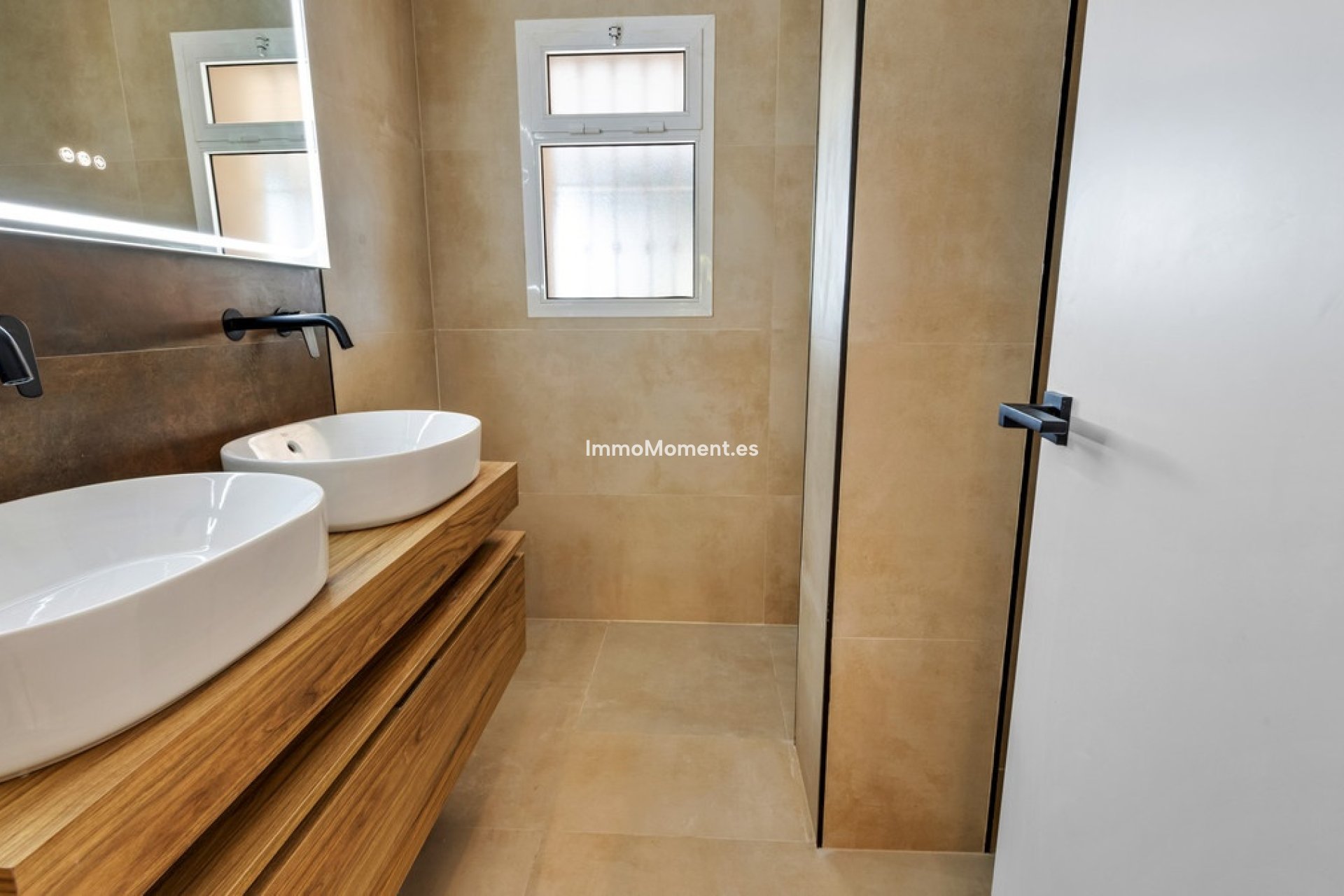 Revente - Appartement - Marbella - Nueva Andalucía