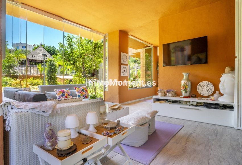 Revente - Appartement - Marbella - Nueva Andalucía
