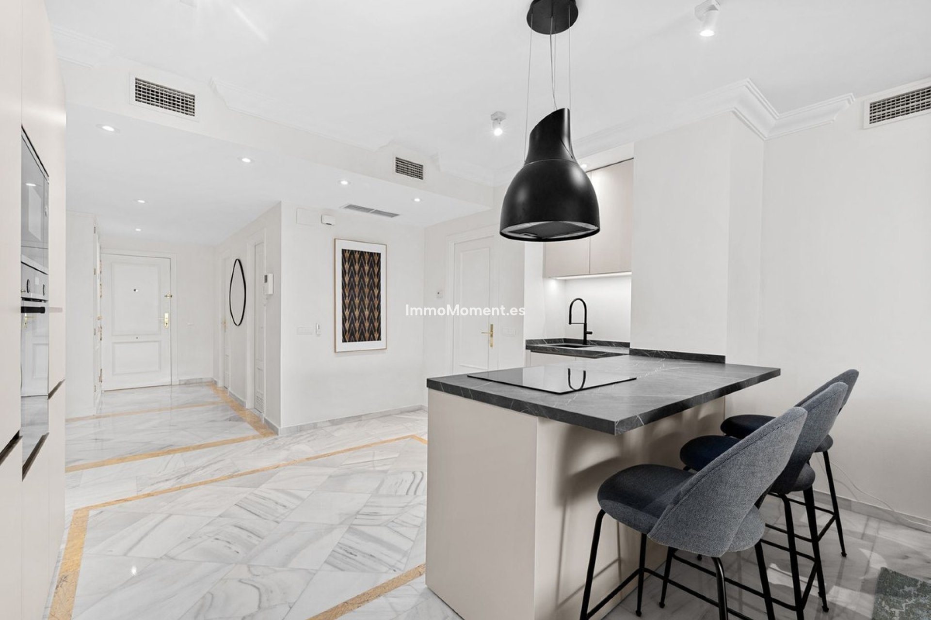 Revente - Appartement - Marbella - Nueva Andalucía