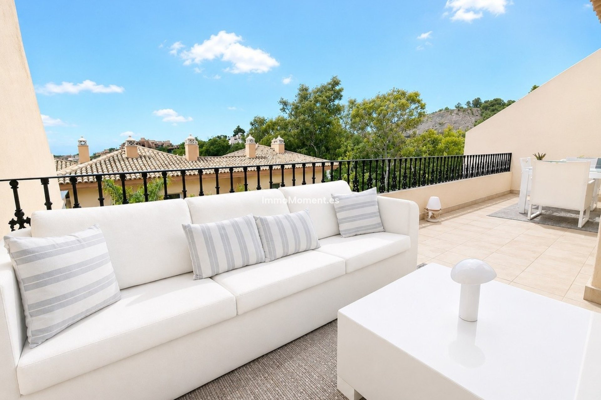 Revente - Appartement - Marbella - Nueva Andalucía