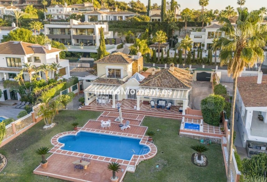 Revente - Appartement - Marbella - Nueva Andalucía