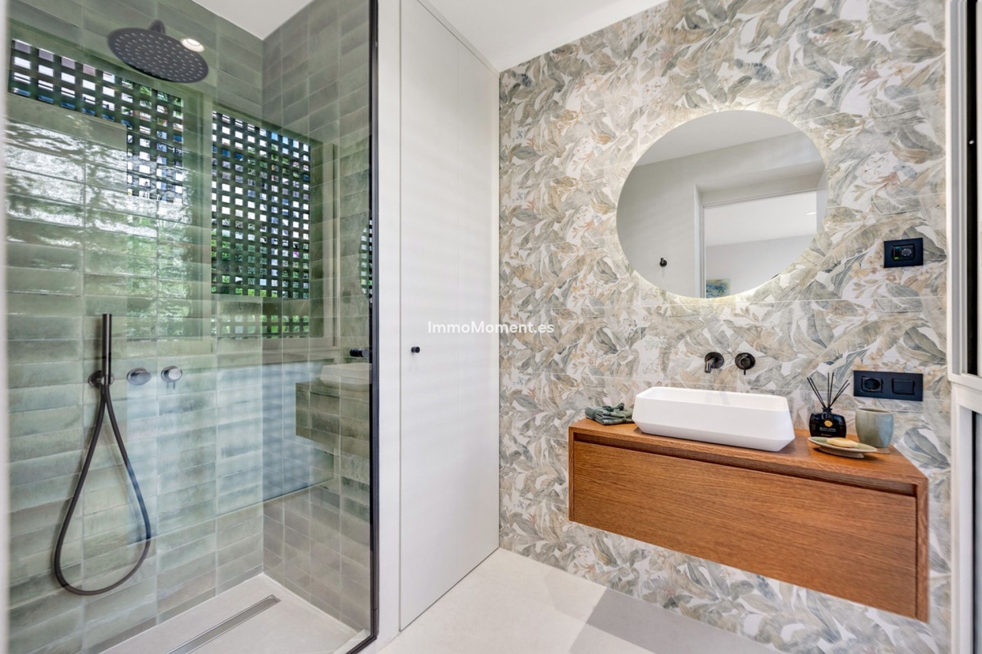Revente - Appartement - Marbella - Nueva Andalucía