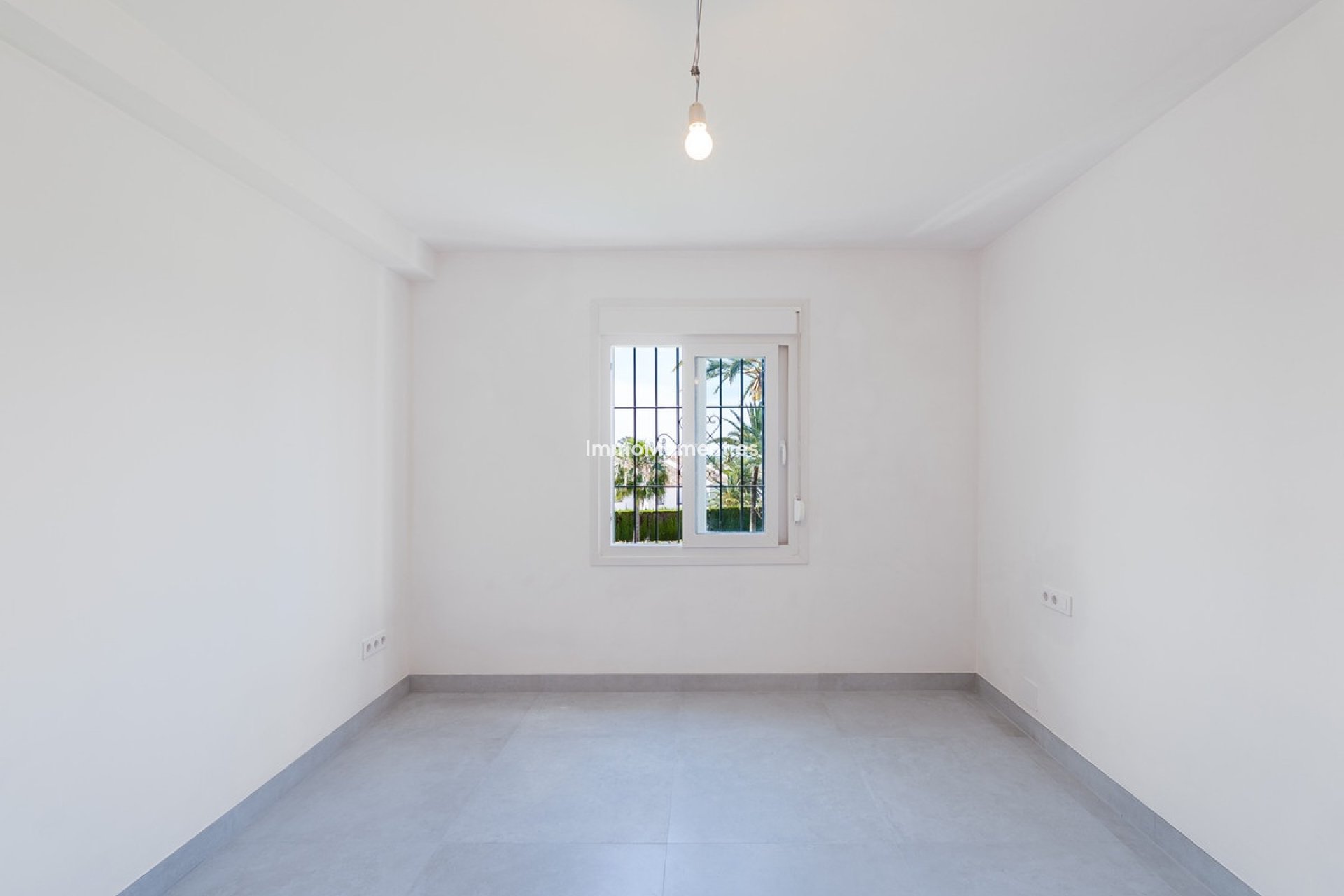 Revente - Appartement - Marbella - Nueva Andalucía