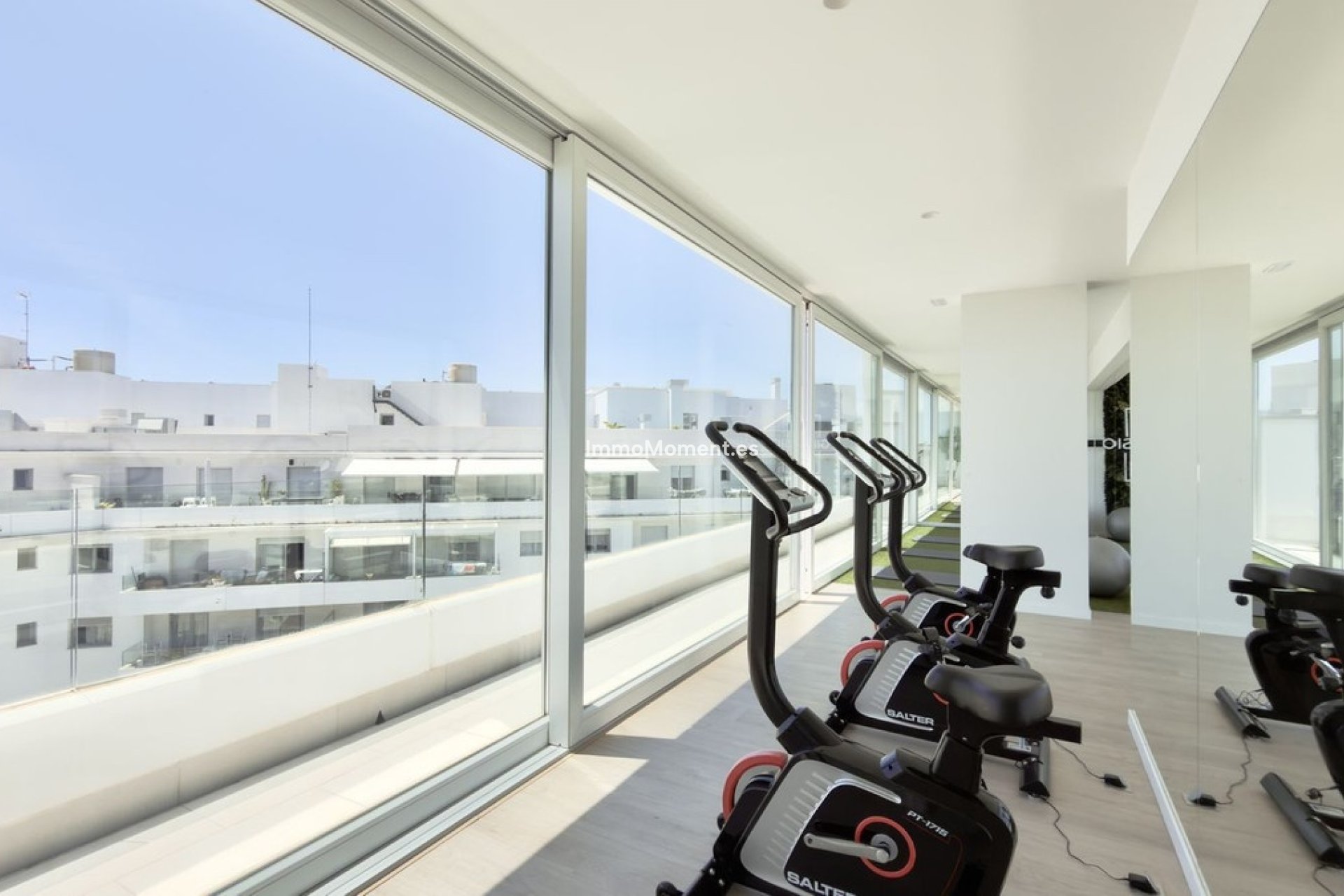 Revente - Appartement - Marbella - Nueva Andalucía