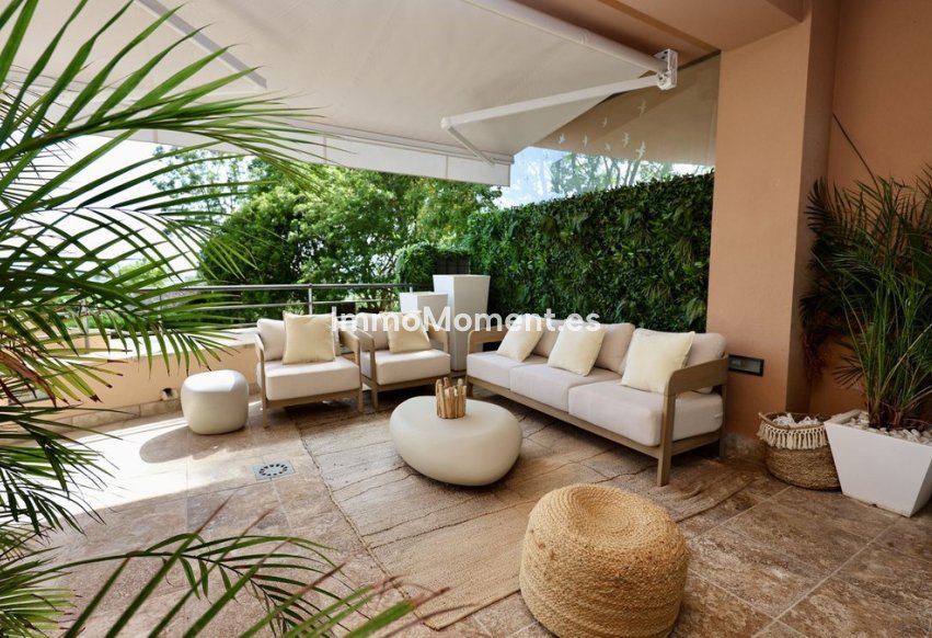 Revente - Appartement - Marbella - Nueva Andalucía