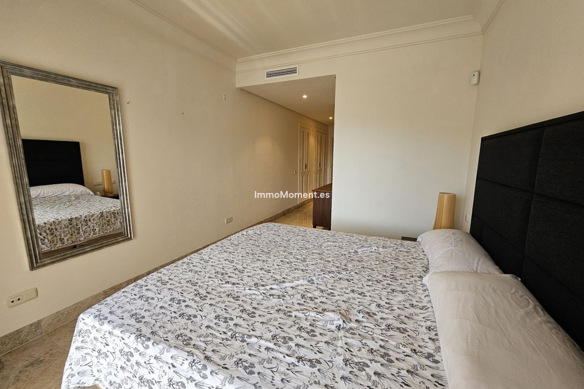 Revente - Appartement - Marbella - Nueva Andalucía