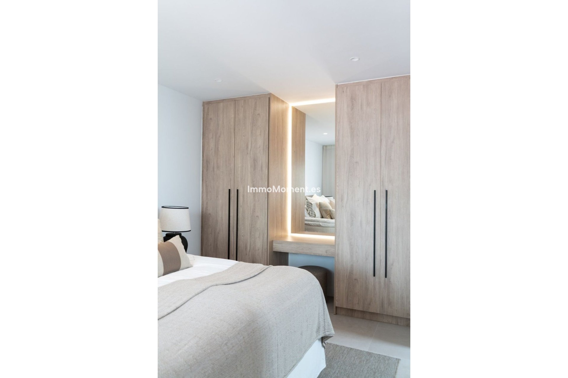 Revente - Appartement - Marbella - Nueva Andalucía