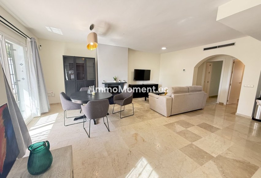 Revente - Appartement - Marbella - Nueva Andalucía
