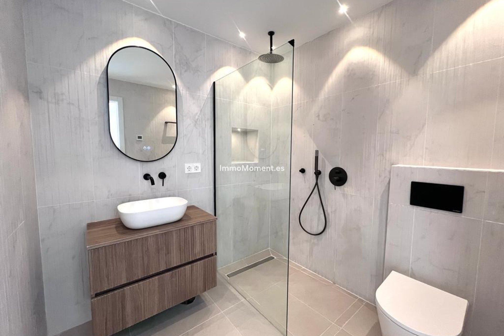 Revente - Appartement - Marbella - Nueva Andalucía