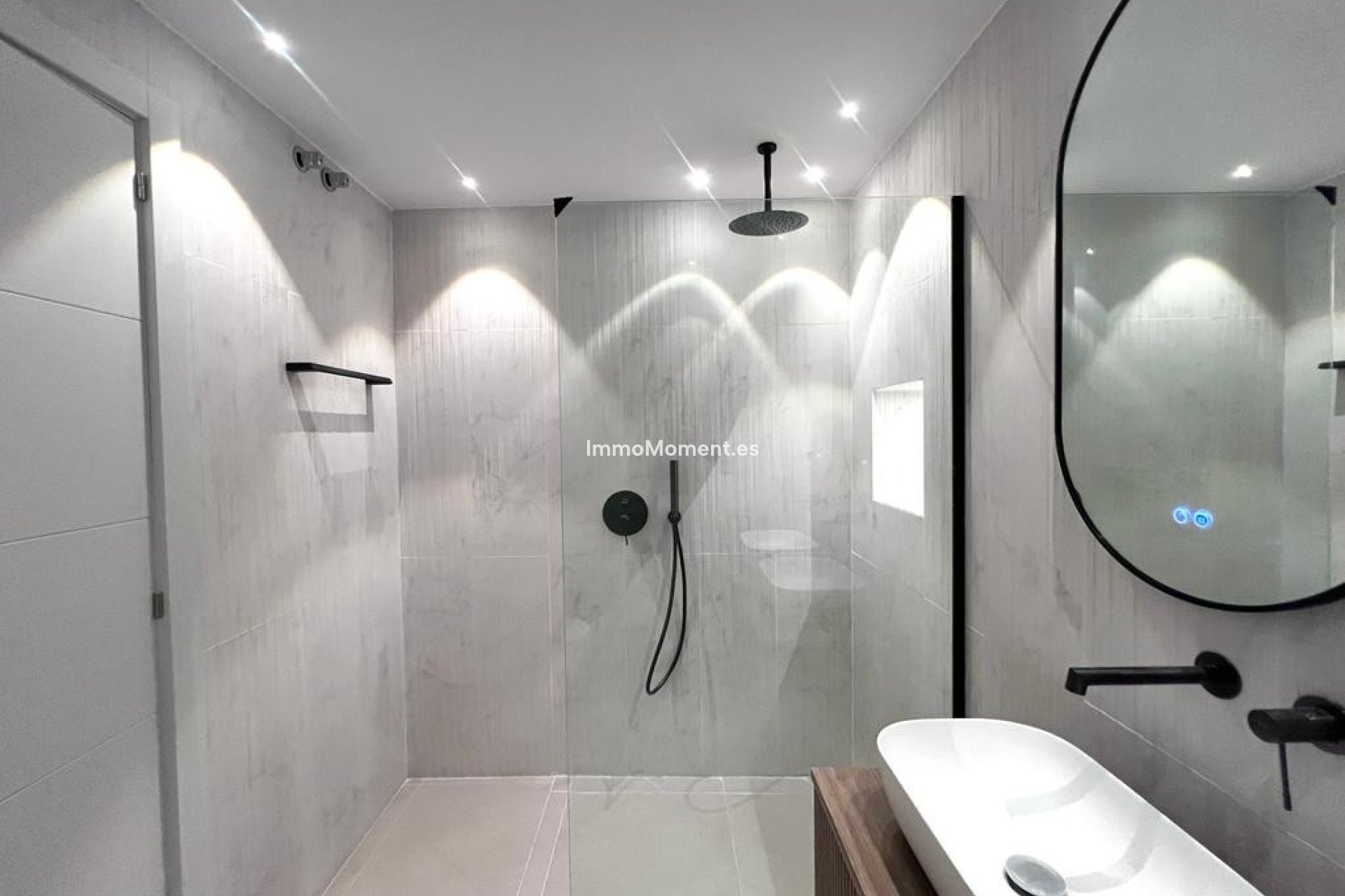 Revente - Appartement - Marbella - Nueva Andalucía